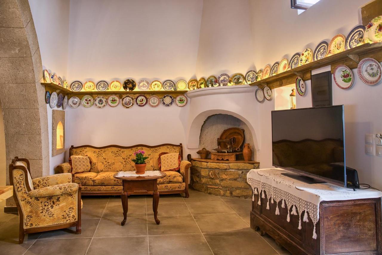 Stone Arch Villa Malona Village Exterior foto