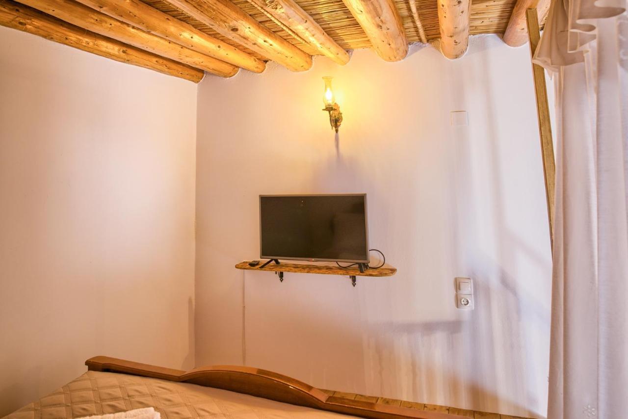 Stone Arch Villa Malona Village Exterior foto